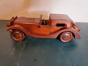 lot 9336 image: Classic Art Wooden Car