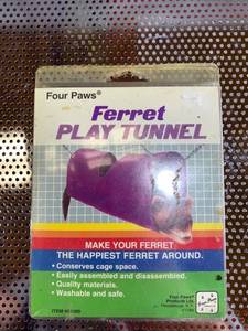 lot 1010 image: Ferret Play Tunnel
