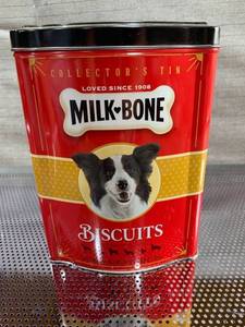 lot 1011 image: Mile Bone Cannister