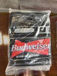 lot 1048 image: Budweiser Boombox Blow Up