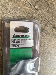 lot 1081 image: ArnoldSears Craftsman Blade