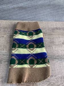 lot 1091 image: Animal Sweater Small