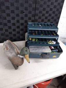 lot 1423 image: fishing takle box and duc