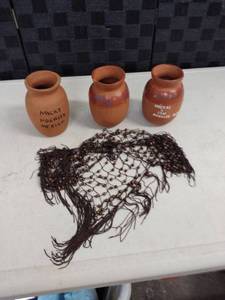 lot 1427 image: indian items 4 pc