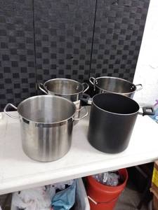 lot 1448 image: large soup pans 4 pc no lids