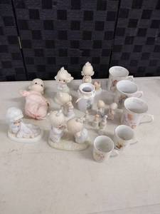 lot 1455 image: precious moments frigures