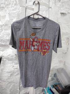 lot 1475 image: chiefs mahomes printed signed t shirt small
