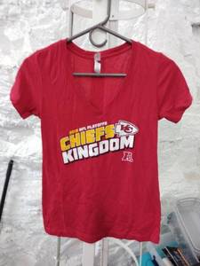 lot 1477 image: ideal next level chiefs t shirt small