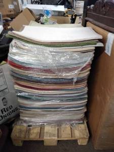lot 1489 image: skid of carpet pieces vairety of colors