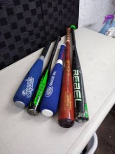 lot 1529 image: baseball bats 5 pc