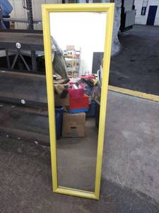 lot 1533 image: wall mirror