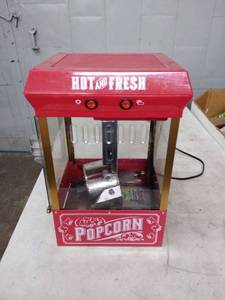 lot 1570 image: popcorn machine