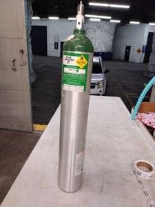 lot 1597 image: oxygen tank