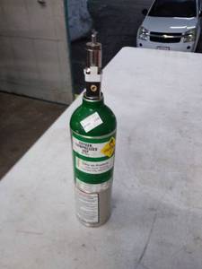 lot 1599 image: oxygen tank