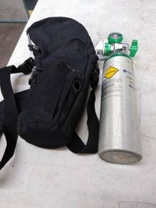 lot 1603 image: oxygen tank with bag