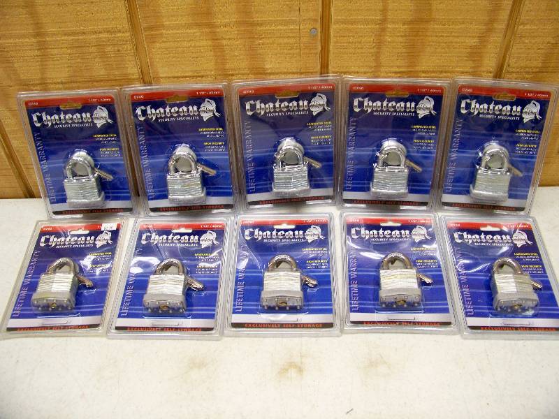 lot 1075 image: 10 Chateau Laminated Steel Padlocks