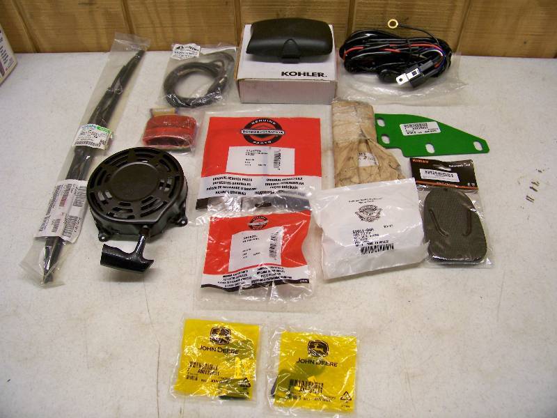 lot 1138 image: Lawnmower, ATV, Harley Parts