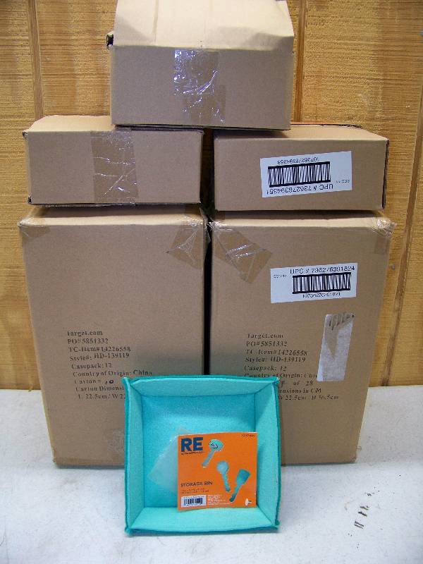 lot 1150 image: 36 Room Essentials Storage Bins
