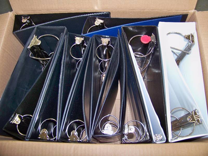 lot 1160 image: Huge Lot of 3 Ring Binders