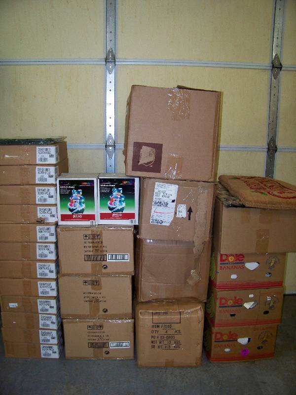 lot 1180 image: Christmas Dcor
