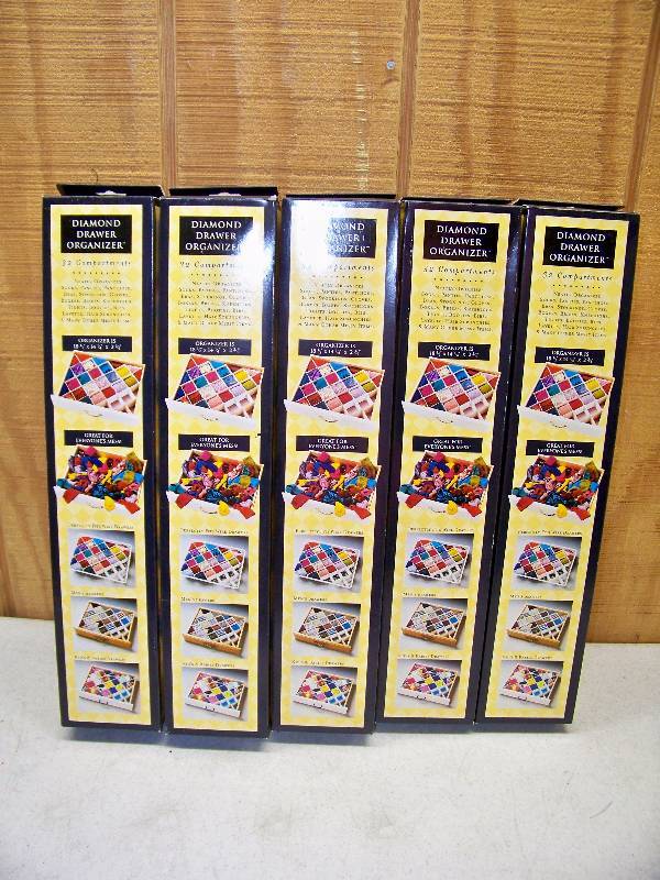 lot 1198 image: Lot of 5 Diamond Drawer Organizers
