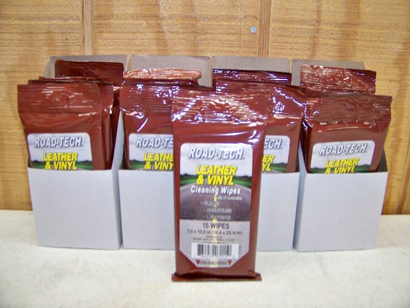 lot 1219 image: 24 Packages Road-Tech Leather & Vinyl Wipes