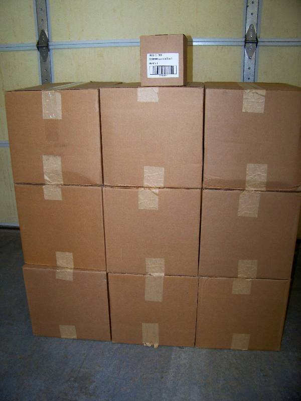 lot 1176 image: 652 Bottles Porc-A-Fix Aluminum