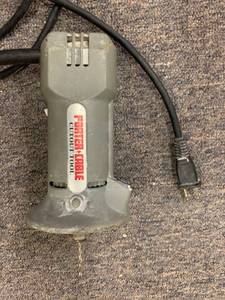 lot 902 image: Porter Cable Drywall Cutout Tool