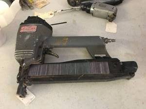 lot 452 image: Senco Air Stapler