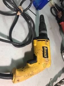lot 471 image: DeWalt Screwdriver