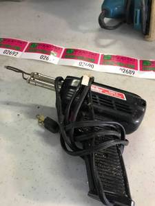 lot 2687 image: Weller Soldering Gun