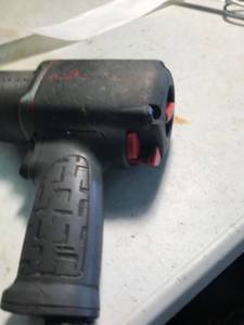 lot 2689 image: Ingersoll Rand Impact wrench