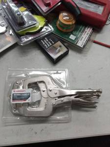 lot 2837 image: NEW Jobsmart Welding C-Clamp set