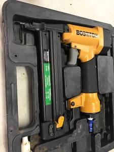 lot 2800 image: Bostitch Brad Nailer