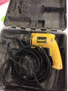 lot 2775 image: dewalt electric screwdriver