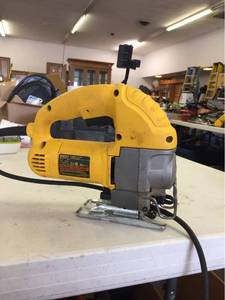 lot 2790 image: dewalt orbital jig saw