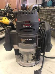 lot 2888 image: Craftsman Plunge Router