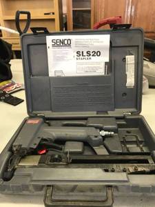 lot 1652 image: Senco Stapler