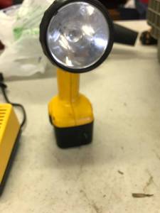 lot 1660 image: DeWalt Flashlight with Charger