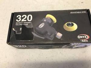 lot 1666 image: Onyx Micro Sander