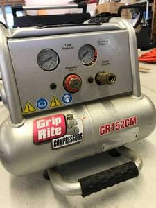 lot 1683 image: Grip Rite Air Compressor