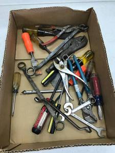 lot 1709 image: Misc. Tools