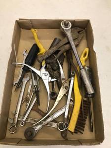 lot 1720 image: Misc. Tools
