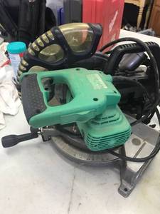 lot 2912 image: Hitachi Compound saw
