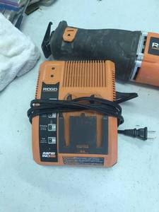 lot 1642 image: Ridgid power tool set