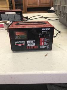 lot 1644 image: Century Battery Charger