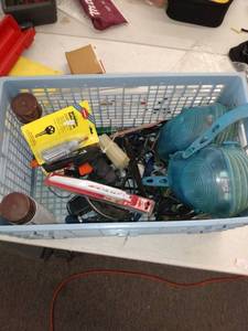 lot 6515 image: Misc items