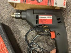 lot 2797 image: Weller Soldering Gun Kit