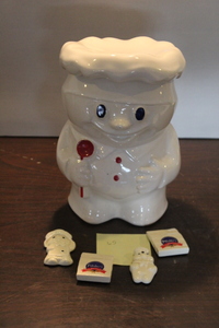 lot 9690 image: Bobby Baker Cookie Jar