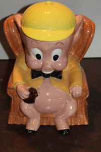 lot 9710 image: Porky Pig Cookie Jar